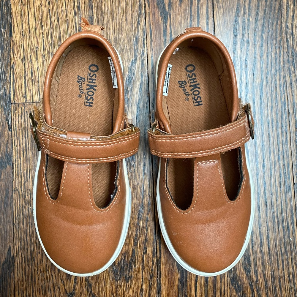 OshKosh B'gosh- Kids' Brown Faux Leather Mary Jane Shoes toddler girl USED